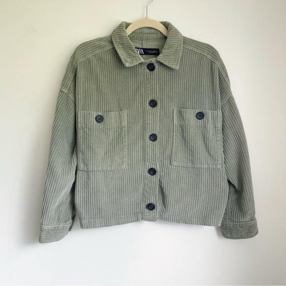 Zara Tops - Zara Corduroy Shacket boxy oversized Sage hunter button down shirt jacket small
